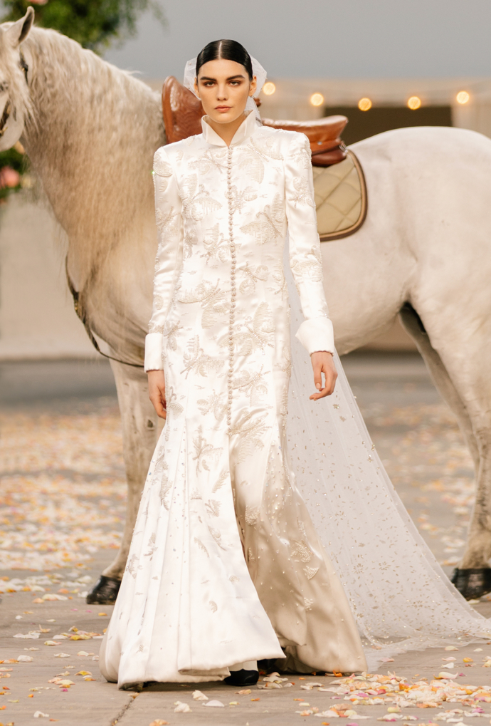 Chanel haute couture jaro/léto 2021 

