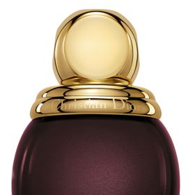 Lak na nehty, Diorific Vernis Dark Nights, Dior, 830 Kč
Lak na nehty, Diorific Vernis Dark Nights, Dior, 830 Kč