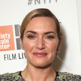  

Kate Winslet 

“Sociální média mají obrovský dopad na sebevědomí mladých žen, protože vše, co dělají je s jedním záměrem, zalíbit se. A co s tím souvisí? Poruchy přijmu potravy a z toho se mi vaří krev. A proto v našem domě sociální sítě nemáme,” řekla Kate Sunday Times.  
