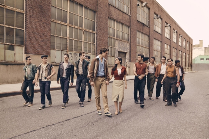  

West Side Story (2021)

Adaptace muzikálové klasiky tentokrát v podání Stevena Spielberga, které se dočkáme nejdříve až na konci roku. Necháme se překvapit a věříme, že čekání bude stát za to.
