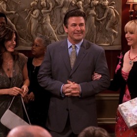 Alec Baldwin
Alec si zahrál hned ve dvou dílech přítele Pheobe, který je neustále ze všeho natěšený a na větvi.
Alec Baldwin
Alec si zahrál hned ve dvou dílech přítele Pheobe, který je neustále ze všeho natěšený a na větvi.