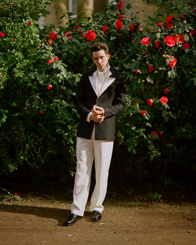  

Josh O'Connor
