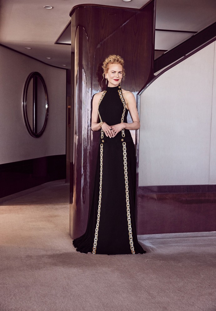  

Nicole Kidman v custom-made róbě od Louis Vuittona.
