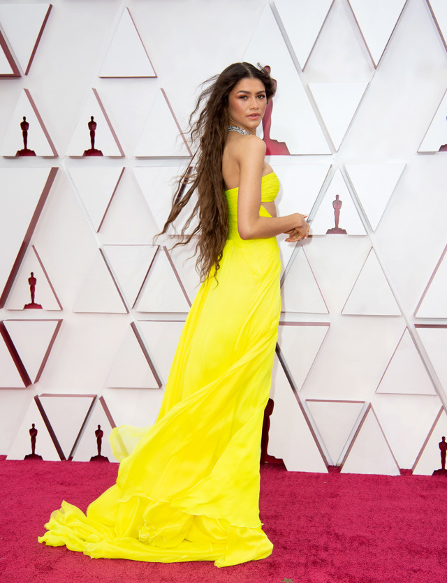  

Zendaya/Valentino, Jimmy Choo, Bulgari
