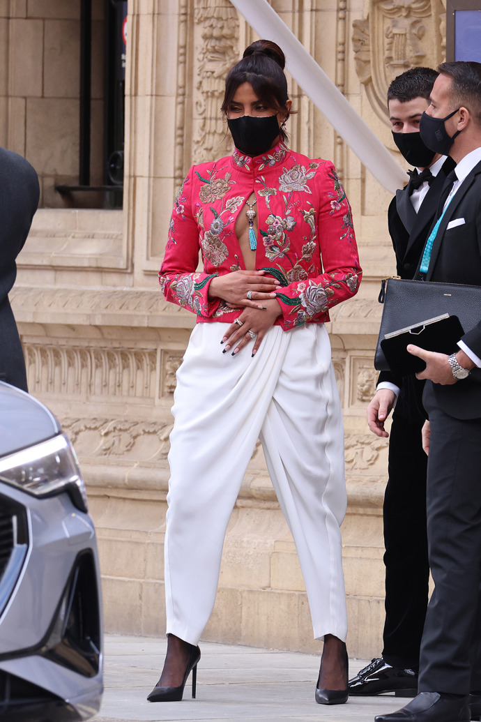  

Priyanka Chopra přichází na BAFTA
