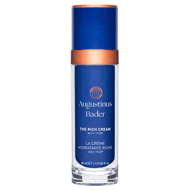 Pleťový krém The Rich Cream, Augustinus Bader, 5900 Kč za 50 ml
Pleťový krém The Rich Cream, Augustinus Bader, 5900 Kč za 50 ml
