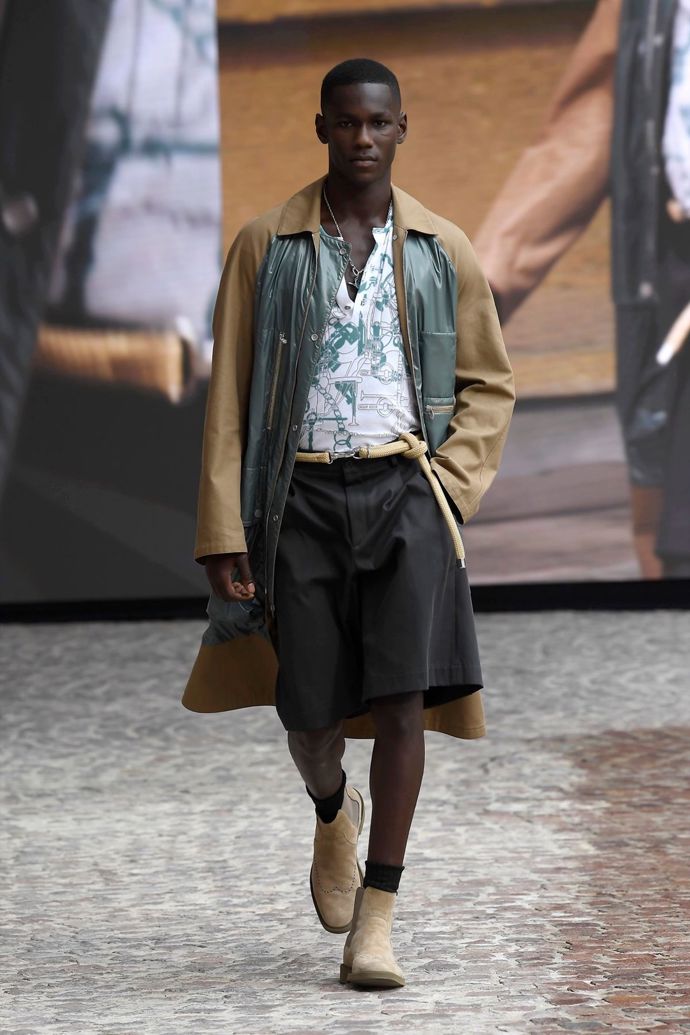  

Hermés
