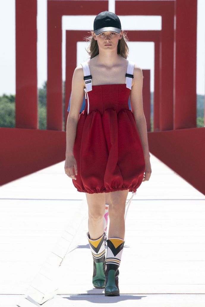  

 

Louis Vuitton Cruise 2022
