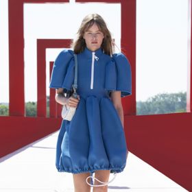  

Louis Vuitton Cruise 2022
