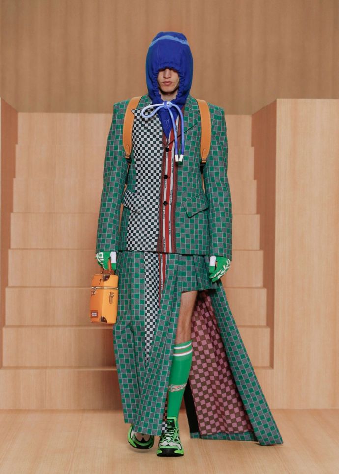  

Louis Vuitton 
