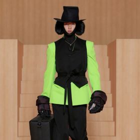  

Louis Vuitton 
