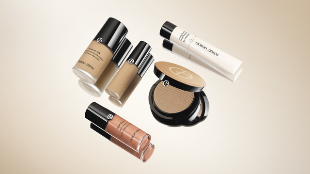 LUMINOUS SILK GLOW FUSION POWDER a další produkty z řady LUMINOUS SILK GLOW FUSION POWDER a další produkty z řady