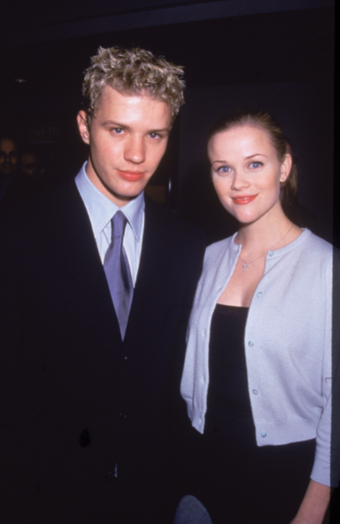  

Reese Witherspoon a Ryan Phillippe 1999 – 2007

Reese zažádala v roce 2006 o rozvod. Zjistila, že ji Ryan podvádí s australskou herečkou Abbie Cornish. 
