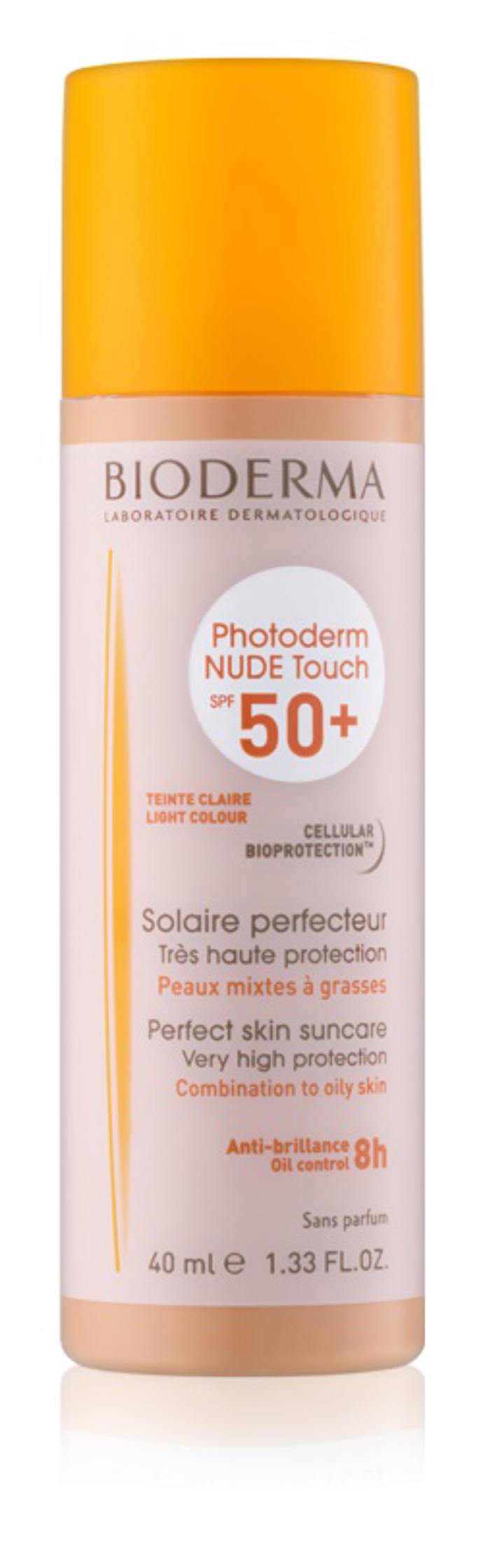  

Bioderma Photoderm Nude Touch - Hedvábně jemný fluid s patentem Bioprotection ™ a UVA a UVB filtry chrání pleť před škodlivými účinky slunečního záření a posiluje její přirozenou obranyschopnost. Pomáhá tak předcházet nejen její poškození, ale i předčasnému stárnutí. Navíc dlouhodobě bojuje proti výskytu nedokonalostí.
