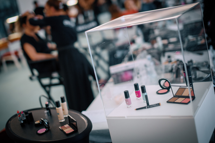  

Oriflame make-up v zákulisí Schwarzkopf ELite Model Look 2021
