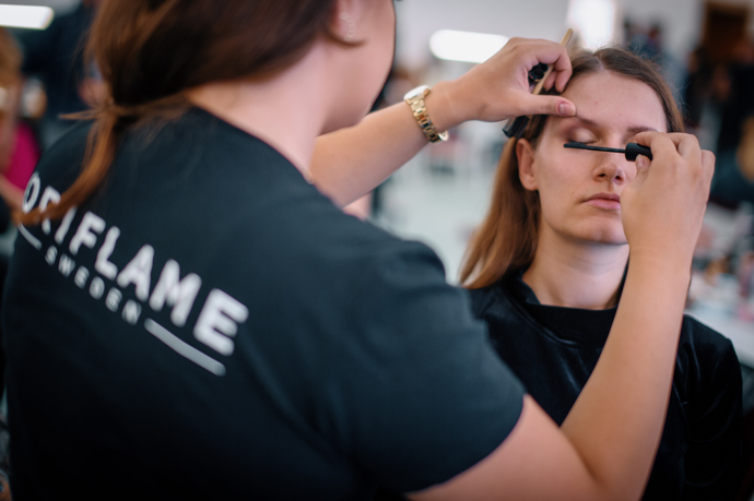  

Oriflame make-up v zákulisí Schwarzkopf ELite Model Look 2021

