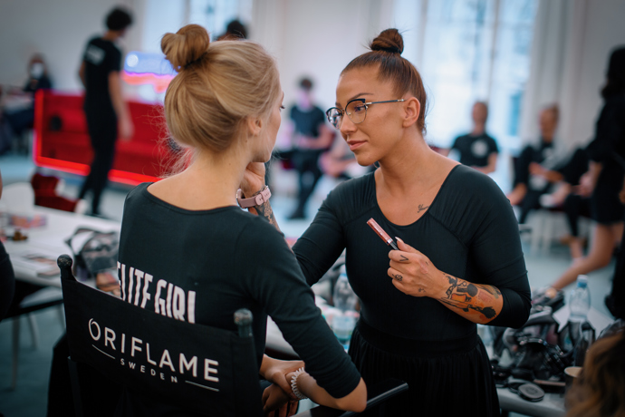  

Oriflame make-up v zákulisí Schwarzkopf ELite Model Look 2021
