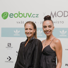 Slavnostní otevření prvního futuristického obchodu eobuv.cz a Modivo v Praze si nenechala ujít řada celebrit. Tady jsou fotky. Slavnostní otevření prvního futuristického obchodu eobuv.cz a Modivo v Praze si nenechala ujít řada celebrit. Tady jsou fotky.