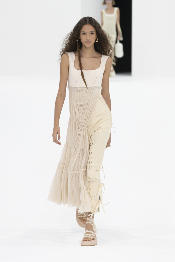  

SPORTMAX S/S 2022
