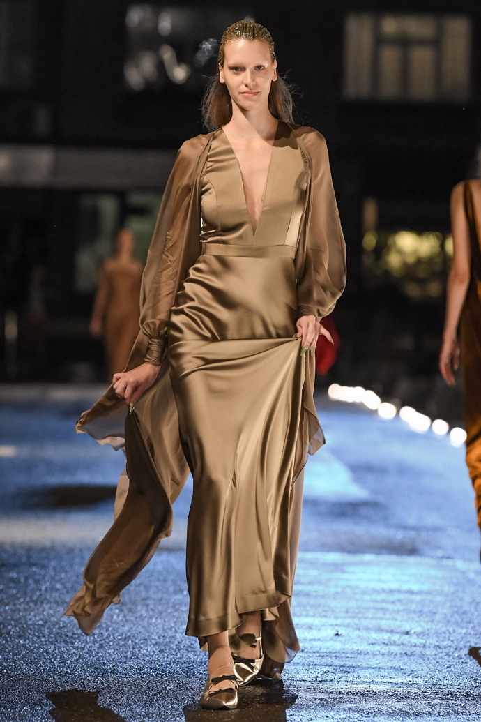  

Zuzana Kubíčková Couture 2021 
