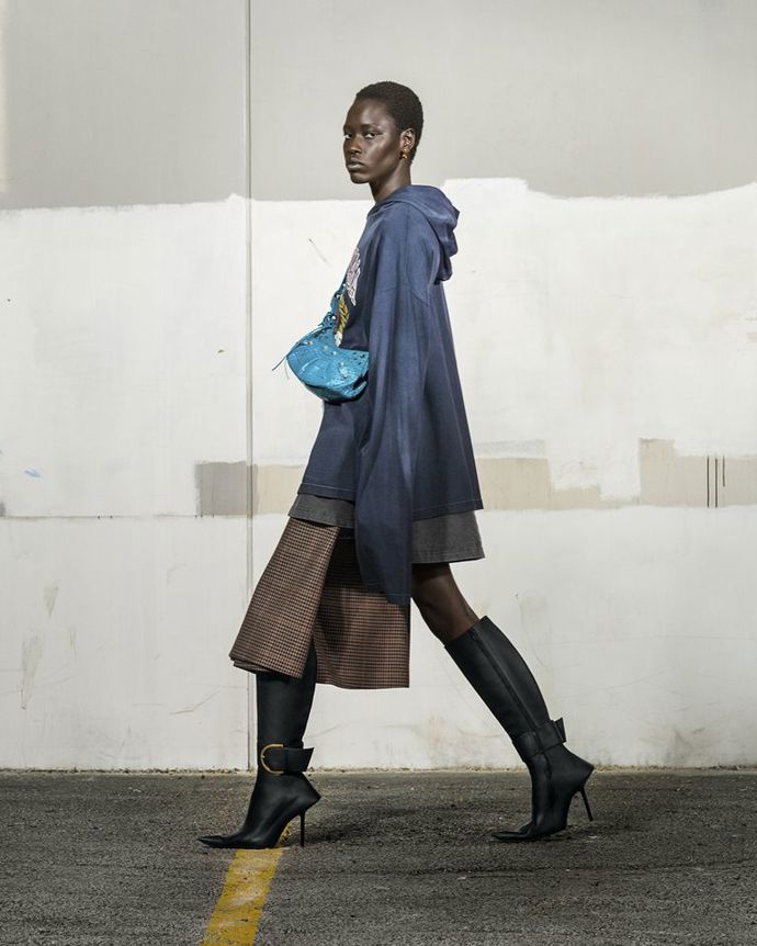  

Balenciaga
