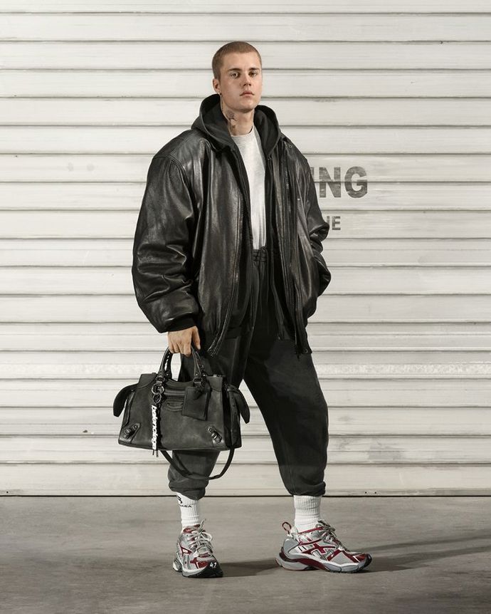  

Balenciaga
