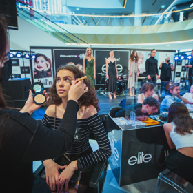 Chcete profesionální líčení a rady zadarmo? Hledejte Oriflame!
Chcete profesionální líčení a rady zadarmo? Hledejte Oriflame!