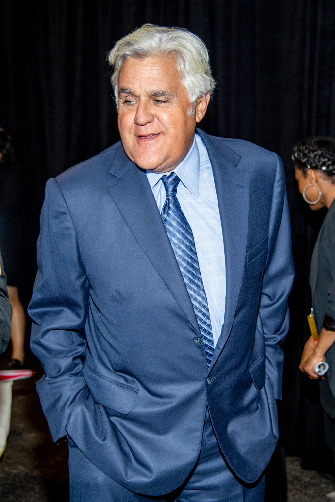  

Jay Leno má v garáži nad 200 aut a elektromobilů v hontoě 60 milionů dolarů. 
