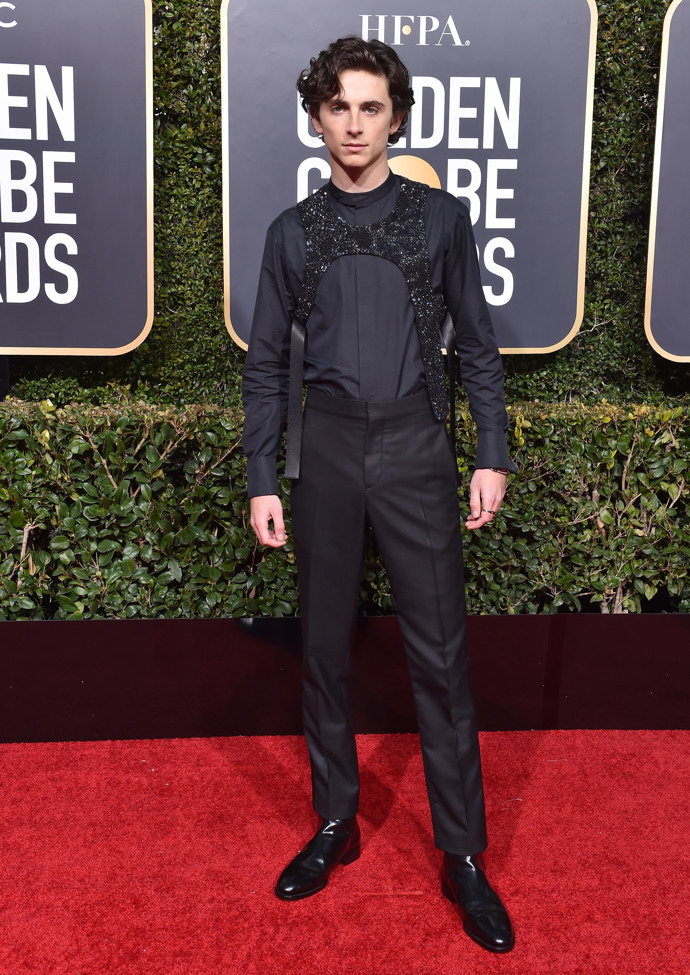  

Ve třpytivé vestě Louis Vuitton na 76th Annual Golden Globe Awards v roce 2019.
