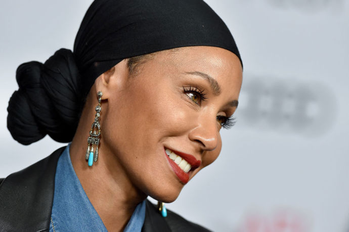  

Jada Pinkett-Smith se nedotkla alkoholu od devadesátých let.  
