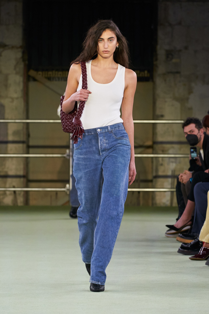  

BOTTEGA VENETA WINTER 2022 SHOW
