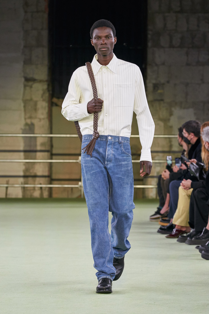  

BOTTEGA VENETA WINTER 2022 SHOW
