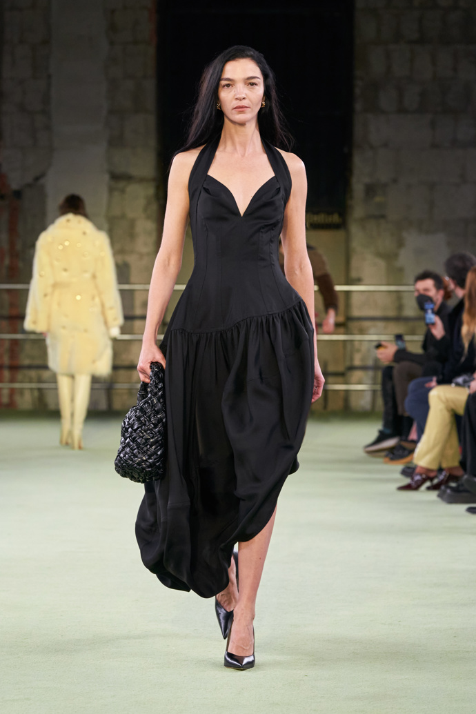  

BOTTEGA VENETA WINTER 2022 SHOW
