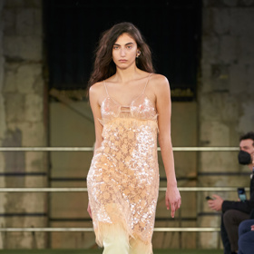  

BOTTEGA VENETA WINTER 2022 SHOW
