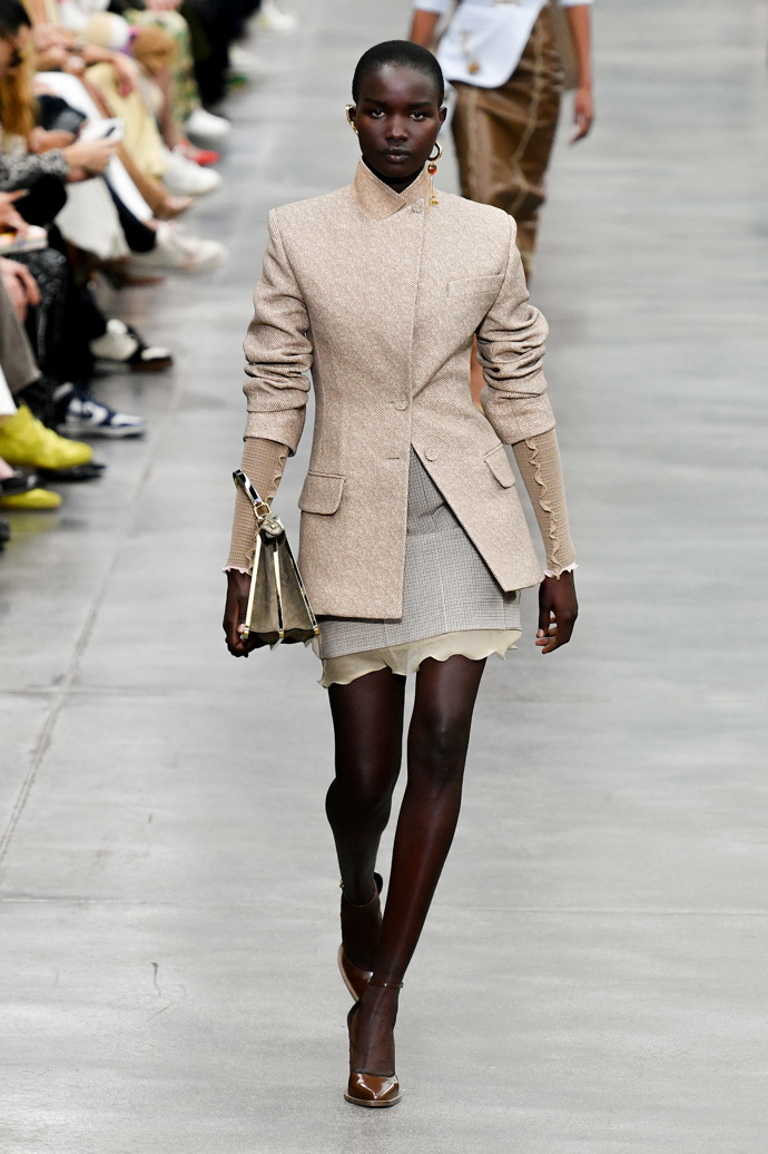  

FENDI Ready to Wear Fall Winter 2022
