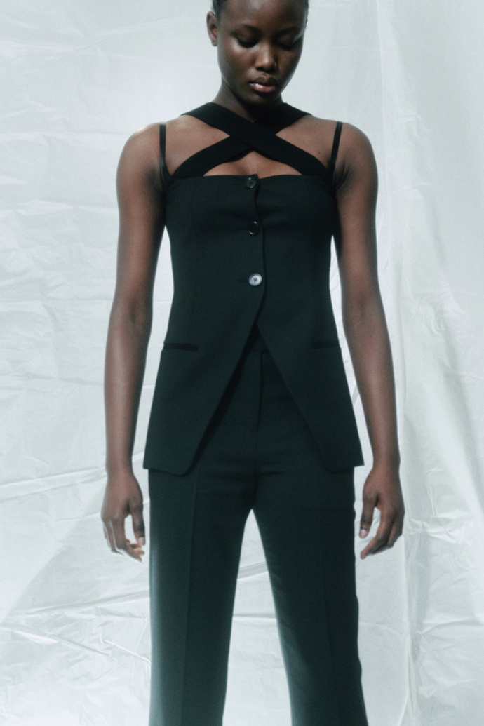  

Helmut Lang Ready to Wear Fall Winter 2022
