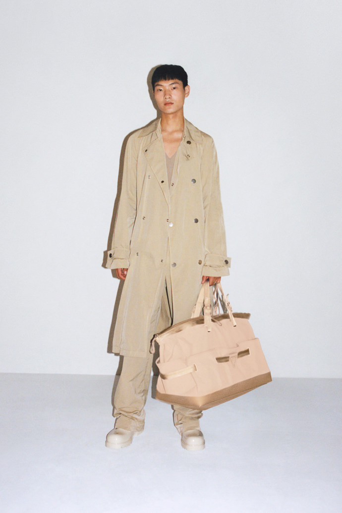  

BOTTEGA VENETA WARDROBE 03
