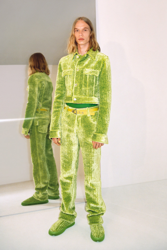  

BOTTEGA VENETA WARDROBE 03
