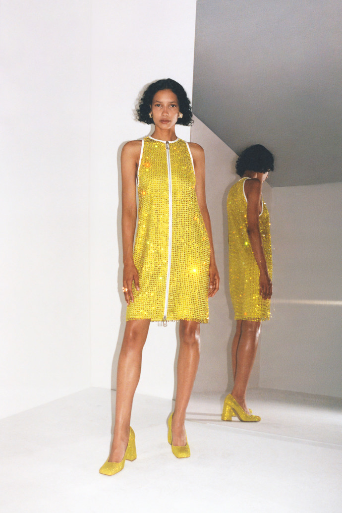  

BOTTEGA VENETA WARDROBE 03
