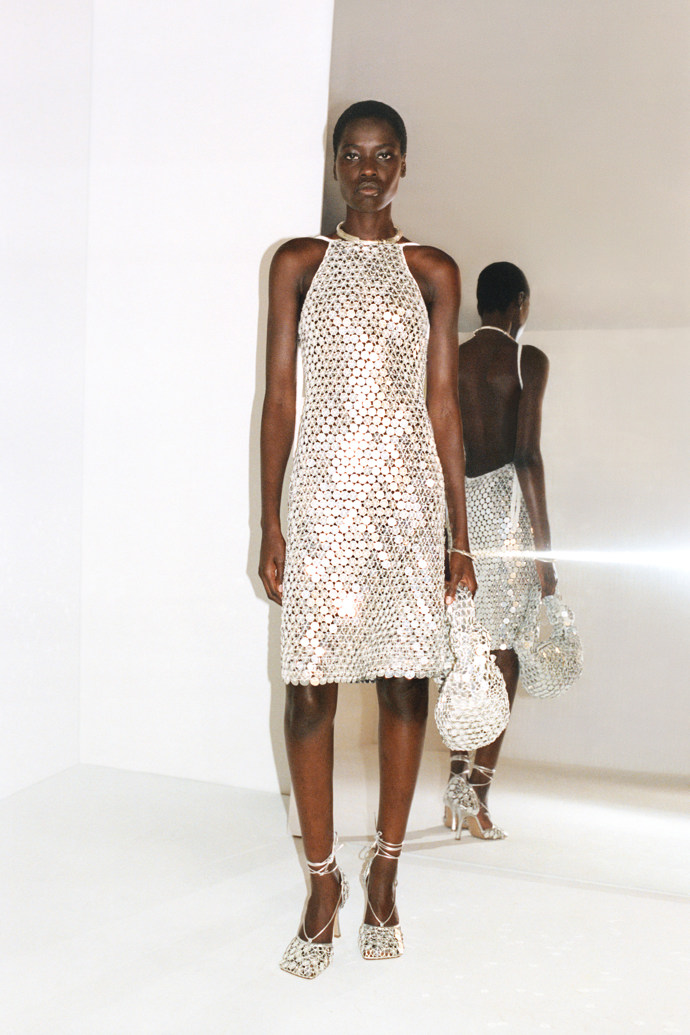  

BOTTEGA VENETA WARDROBE 03
