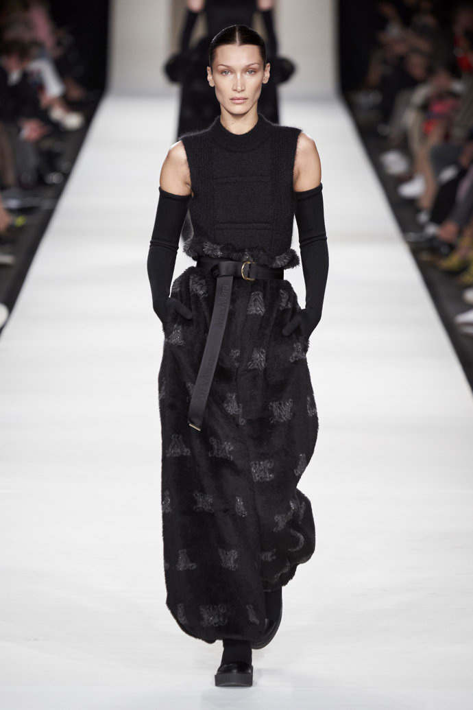  

MAXMARA Ready to Wear Fall Winter 2022
