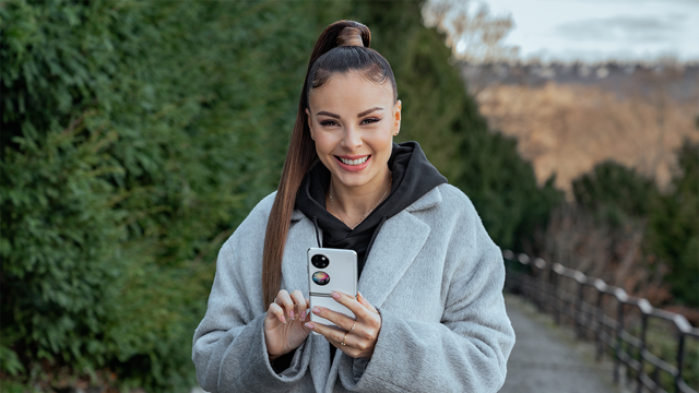 Monika Bagárová pro Huawei