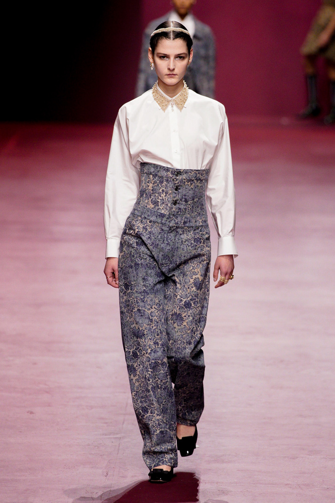  

 

DIOR Ready to Wear Fall Winter 2022
