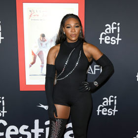 Na premiéře filmu Král Richard, kde si se sestrou i zahrála, překvapila v tomto outfitu.
Na premiéře filmu Král Richard, kde si se sestrou i zahrála, překvapila v tomto outfitu.