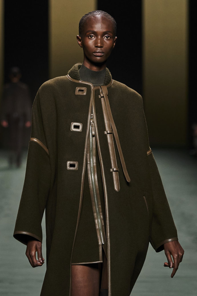  

HERMÈS Ready to Wear Fall Winter 2022
