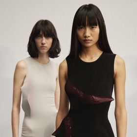  

LOEWE Ready to Wear Fall Winter 2022
