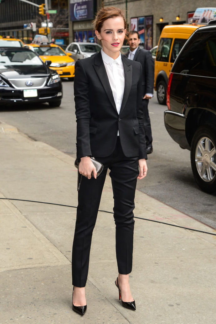 Emma Watson v Saint Laurent před natáčením Late Show With David Letterman v roce 2014 
