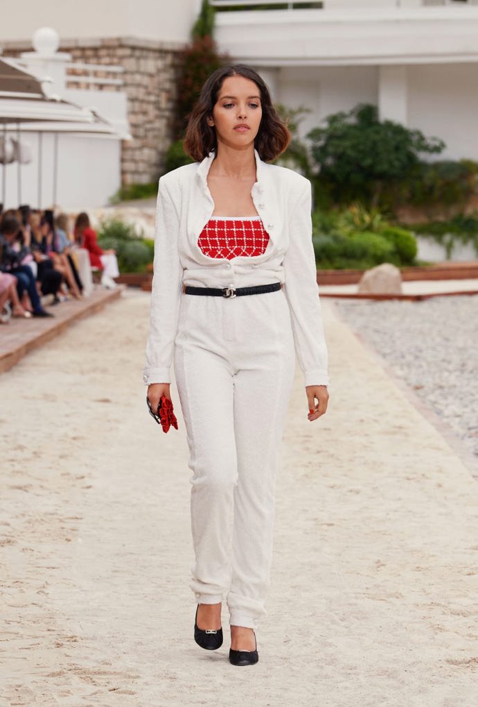  

CHANEL Cruise 2022/23 collection
