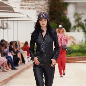 CHANEL Cruise 2022/23 collection
CHANEL Cruise 2022/23 collection