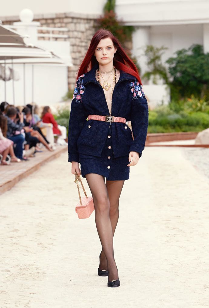  

CHANEL Cruise 2022/23 collection
